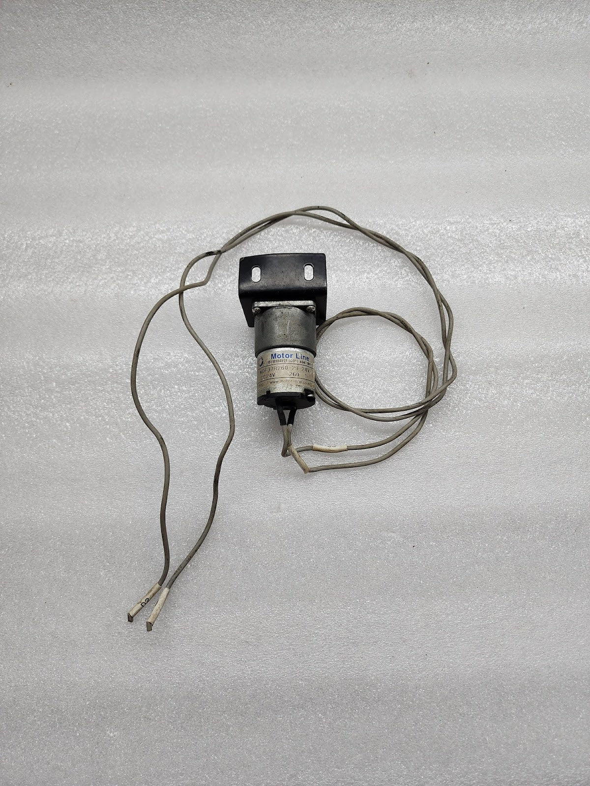 MOTOR LINE MDF37R260-29-24V 24VDC