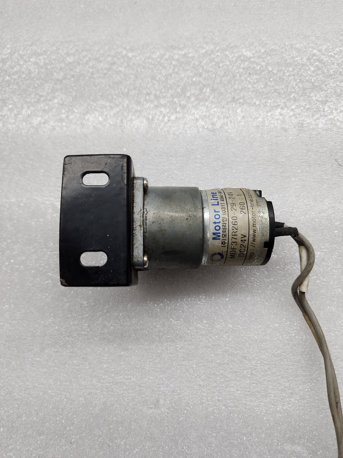 MOTOR LINE MDF37R260-29-24V 24VDC