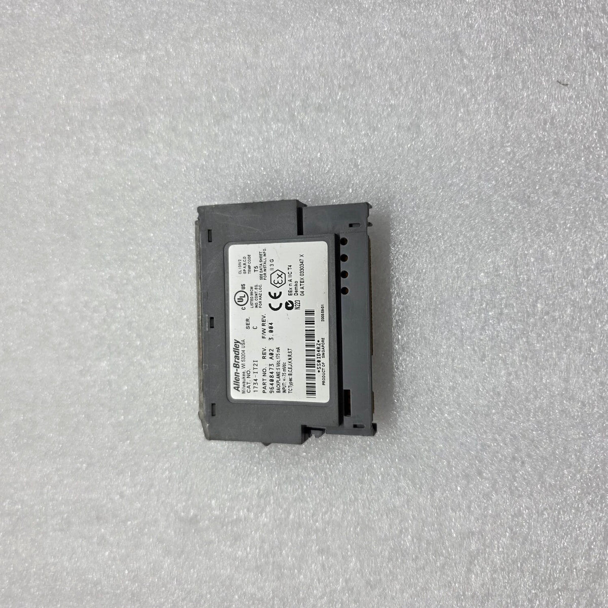 ALLEN BRADLEY 1734-IT2I POINT I/O TEMPERATURE INPUT MODULE