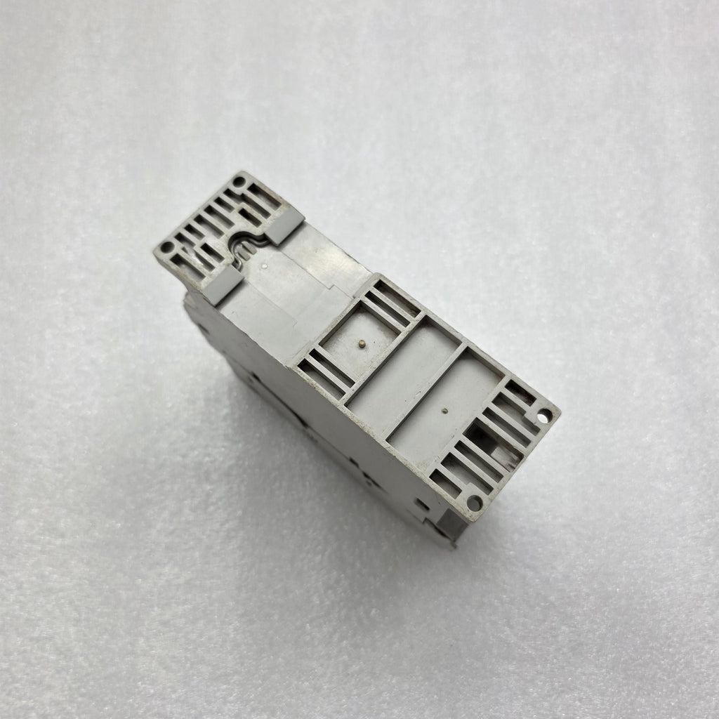 ALLEN BRADLEY 150- 30NBR SOFT STARTER SMC-3
