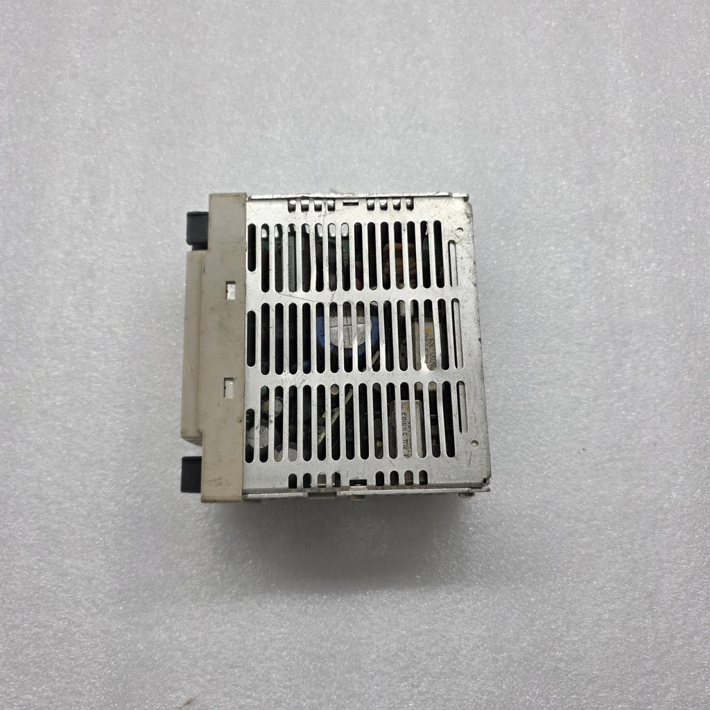 OMRON S8VS-12024 POWER SUPPLY 24VDC 5A