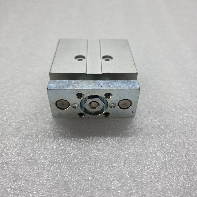 FESTO DFM-16-20-P-A-GF PNEUMATIC GUIDED CYLINDER 170833 10 BAR