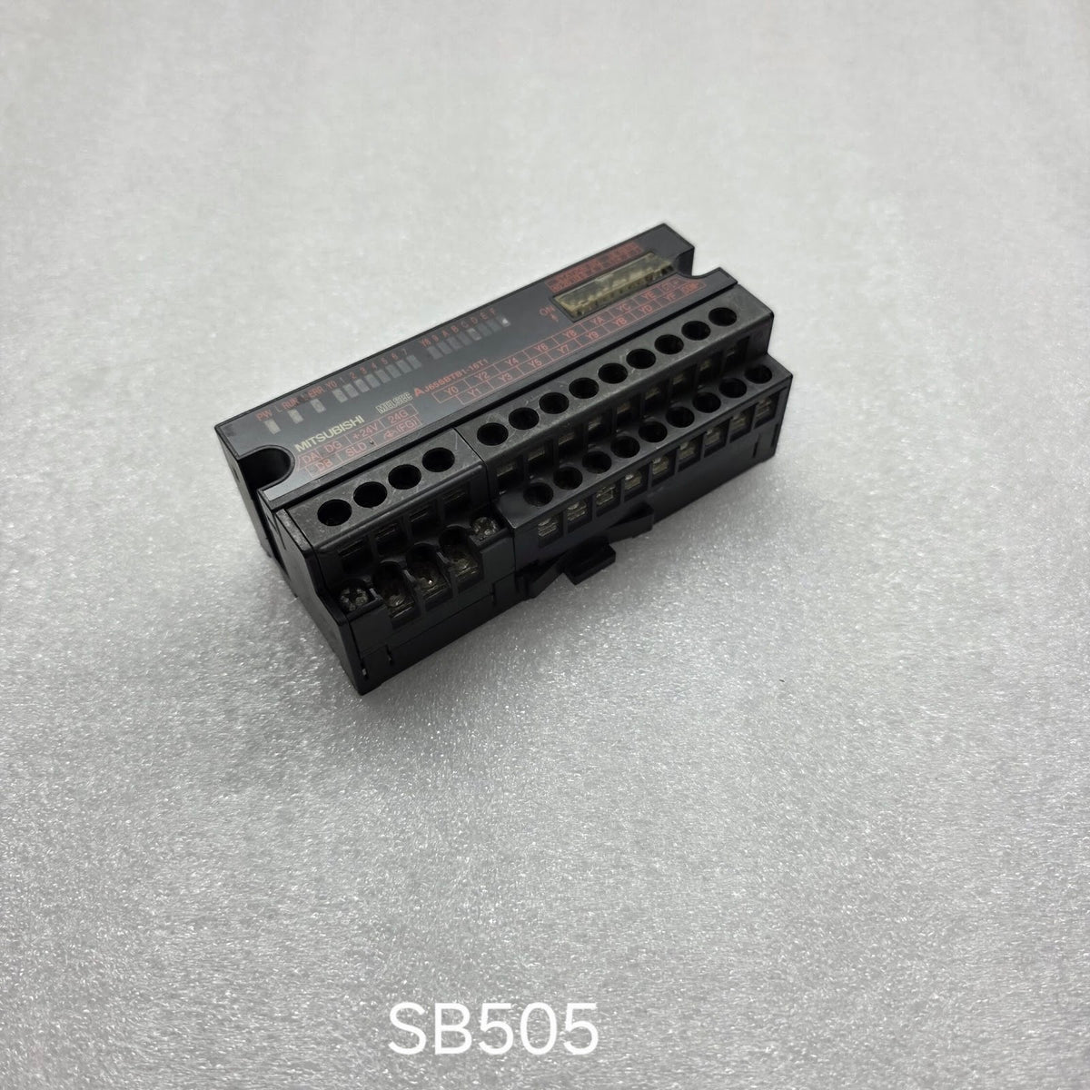 MITSUBISHI AJ65SBTB1-16T1 OUTPUT UNIT