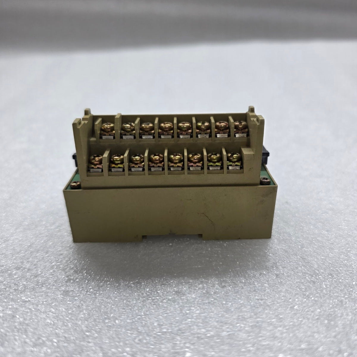 OMRON SRT2-ID08-1 REMOTE TERMINAL 24VDC
