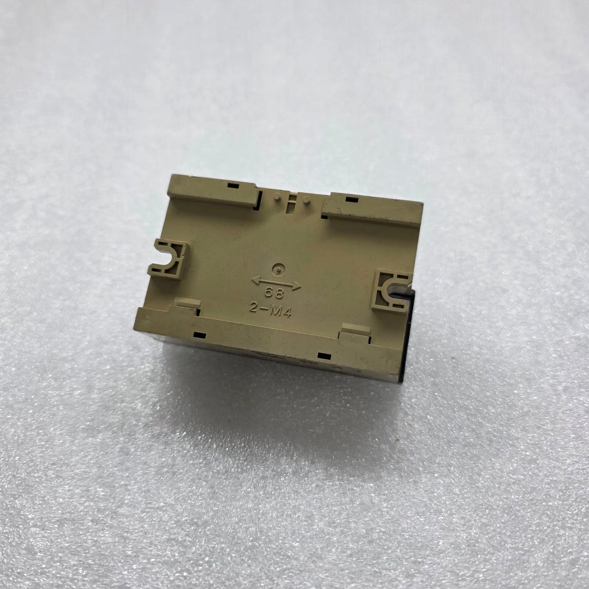 OMRON SRT2-ID08-1 REMOTE TERMINAL 24VDC