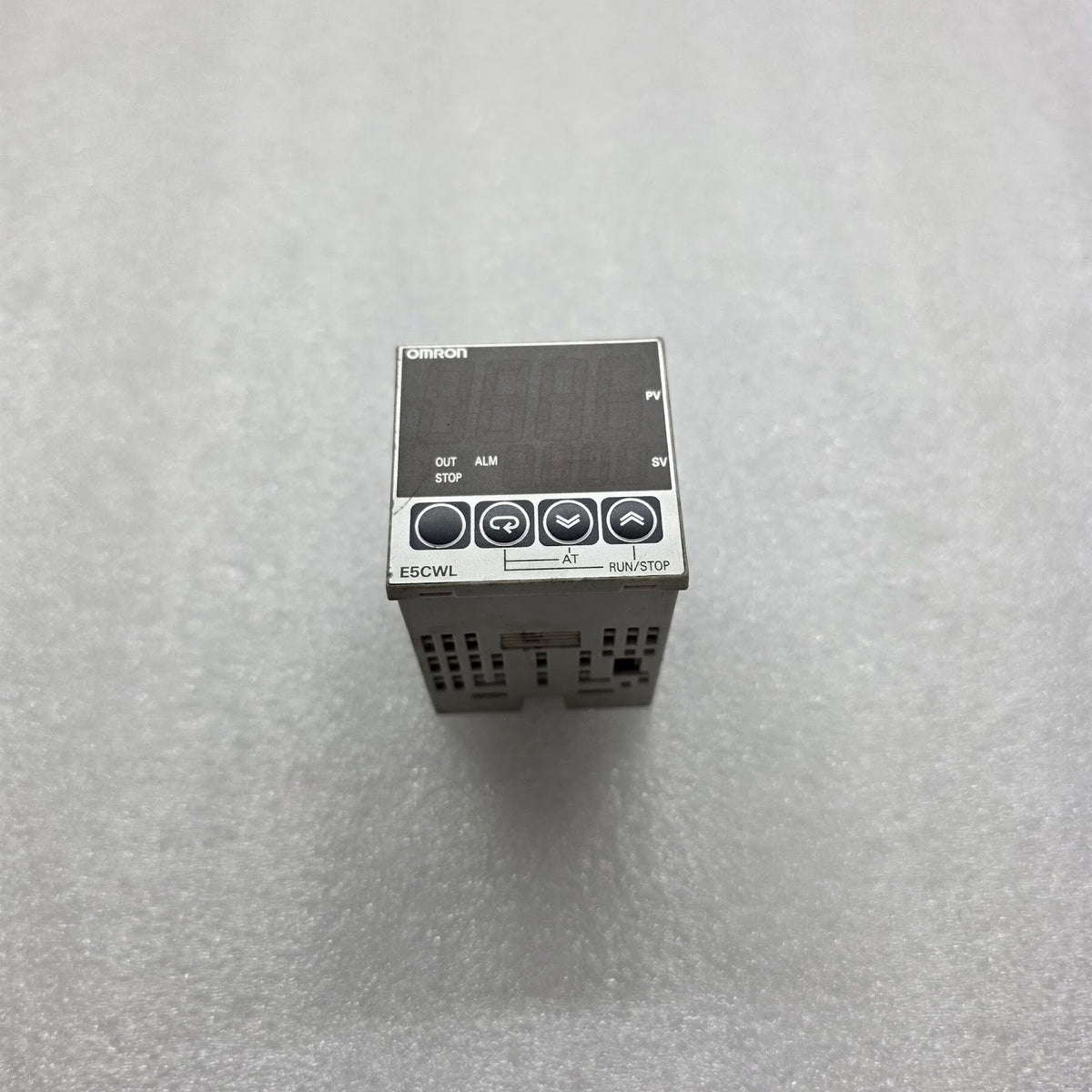 OMRON E5CWL-R1TC TEMPERATURE CONTROLLER 100-240VAC
