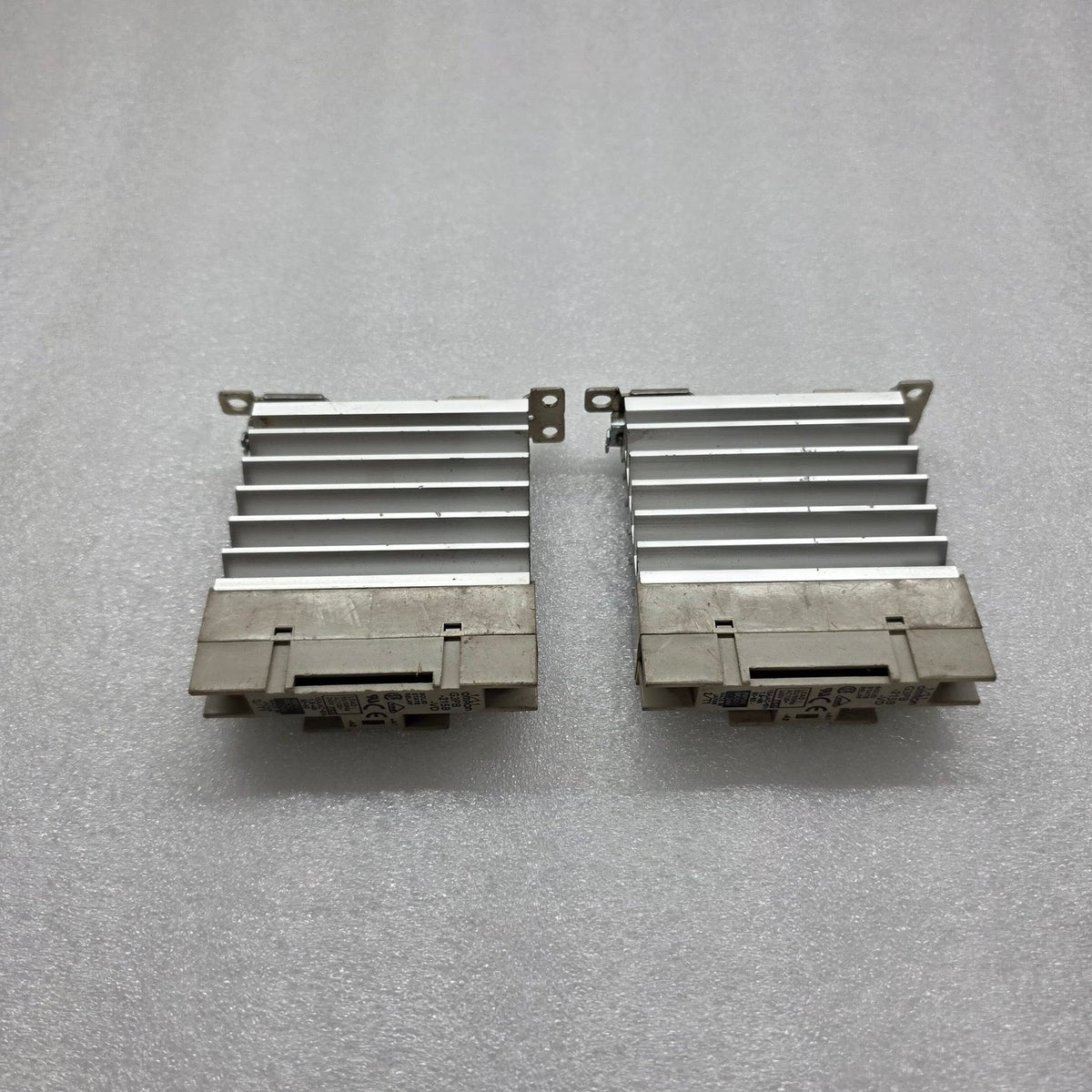 OMRON G3PB-215B-VD SOLID STATE RELAY