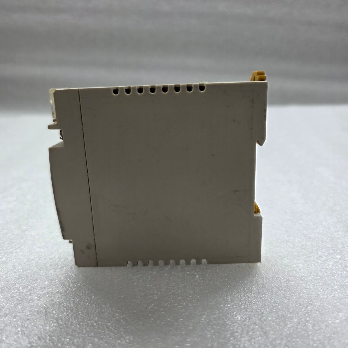 OMRON S8VS-01505 POWER SUPPLY MODULE