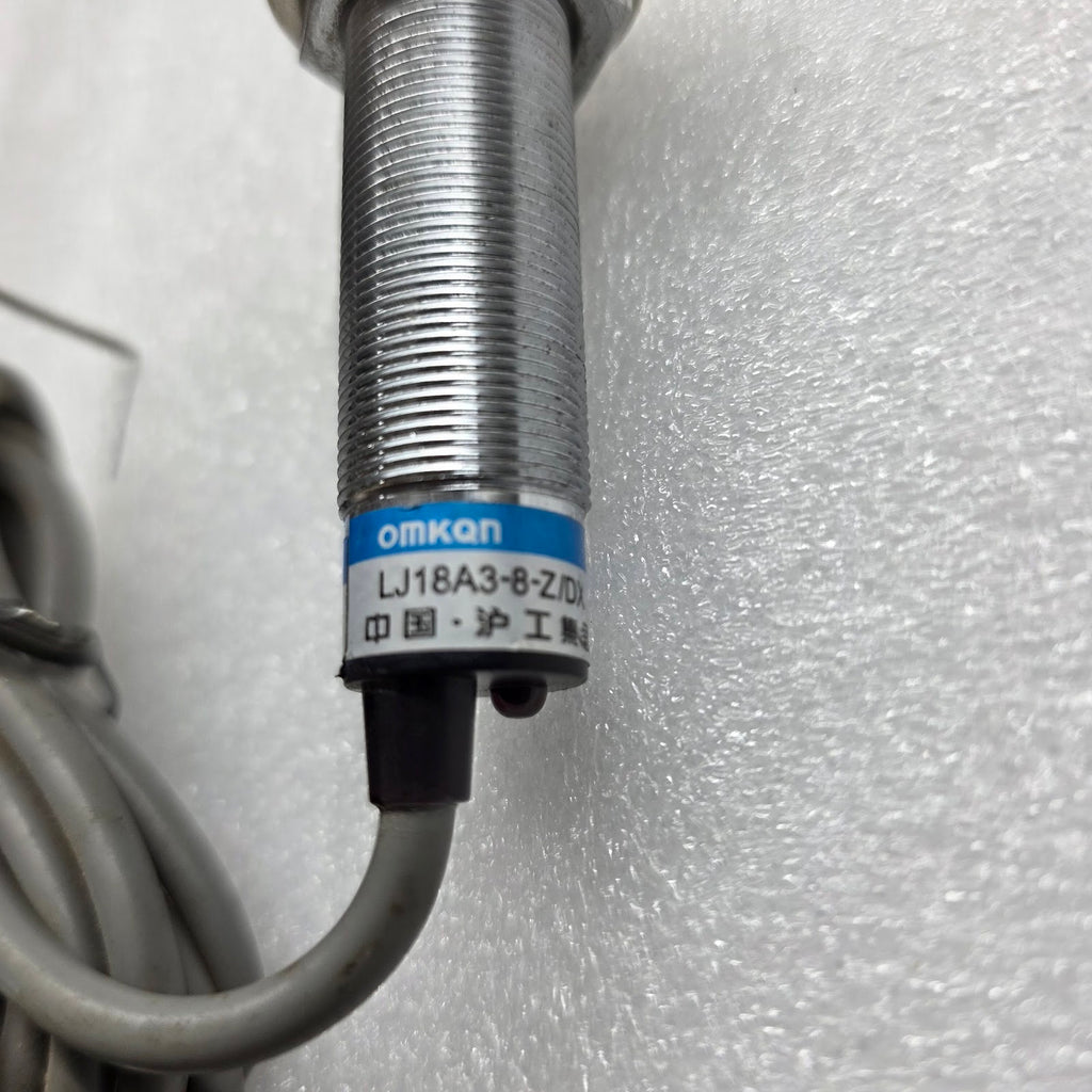 OMKQN LJ18A3-8-Z/DX INDUCTIVE SENSOR