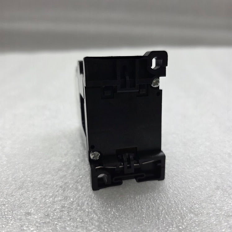 FUJI ELECTRIC SRC50-2U/X (3a3b) MAGNETIC CONTACTOR 100-110V