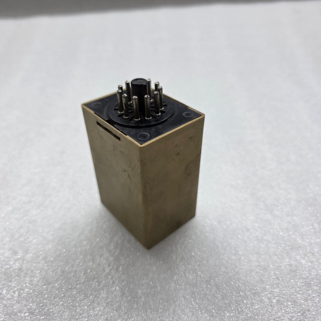 SUN FLAME FE-61R FLAME-EYE RELAY 100-110V