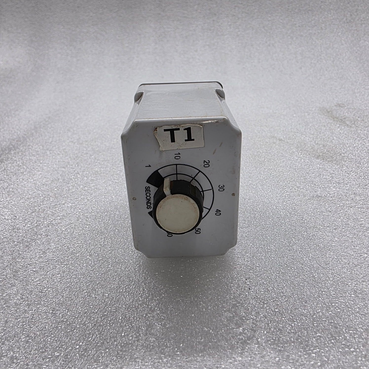 DAYTON 5YZ85N TIME DELAY RELAY 120VAC
