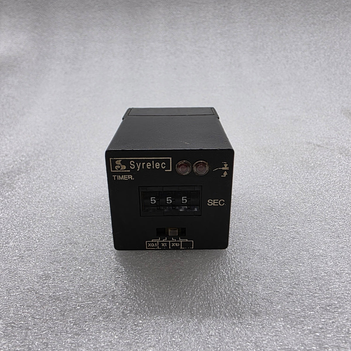 SYRELEC PAR 2.C DELAY TIMER 110VAC