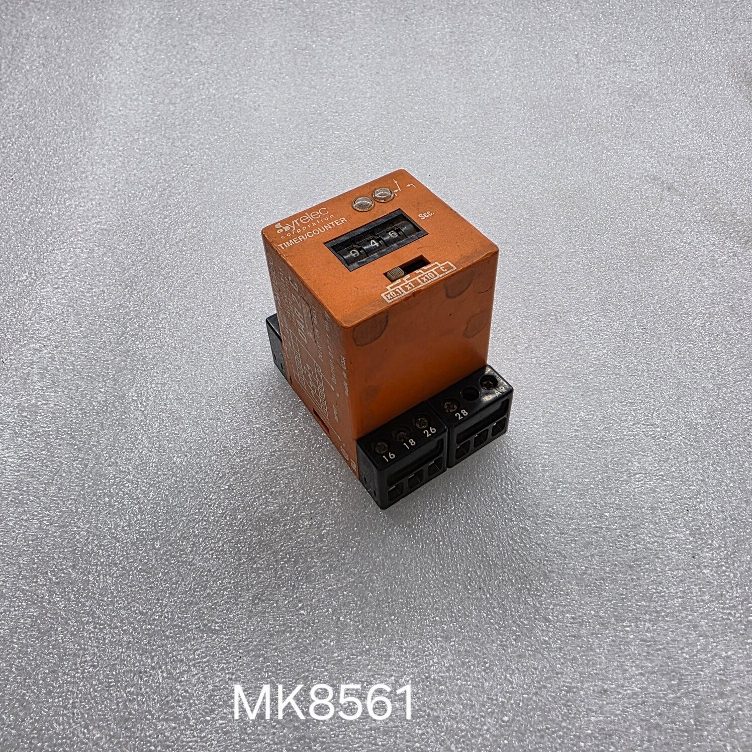 SYRELEC DAR 2.C DELAY TIMER RELAY 110V