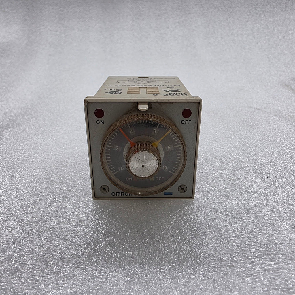 OMRON H3BF-8 MULTIFUNCTION TIMER 100-120V