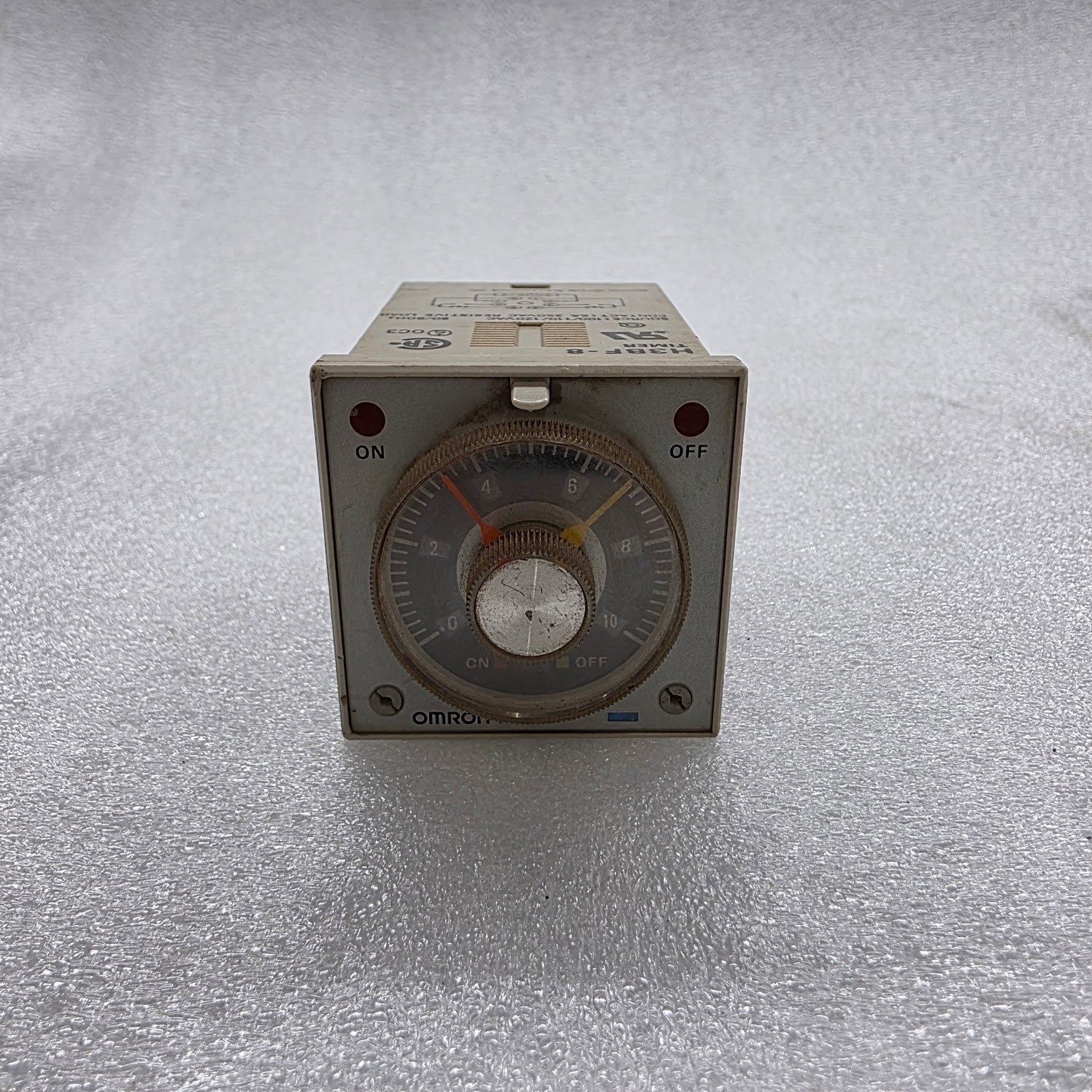 OMRON H3BF-8 MULTIFUNCTION TIMER 100-120V