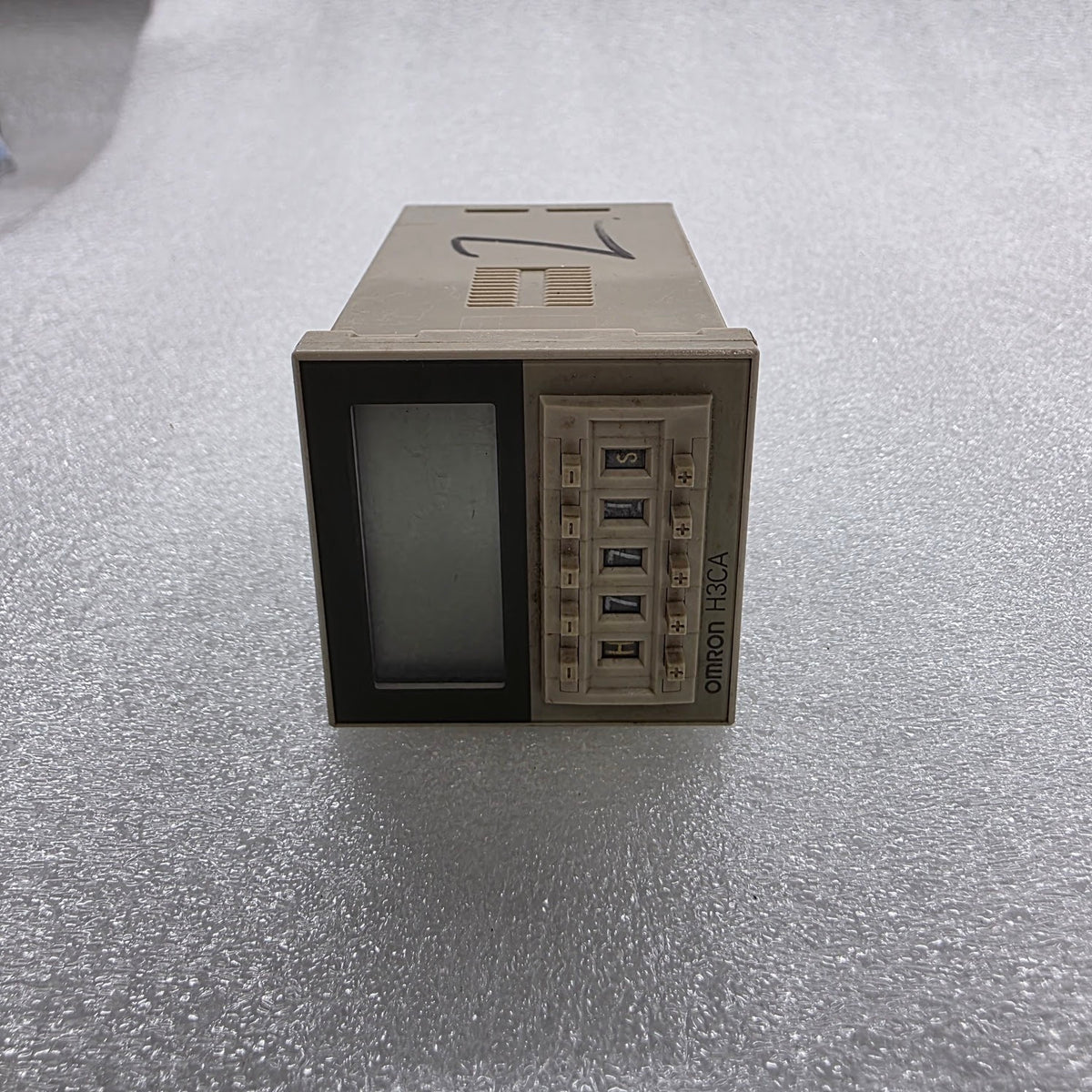 OMRON H3CA-A MULTI-FUNCTION TIMER 24-240VAC/12-240VDC