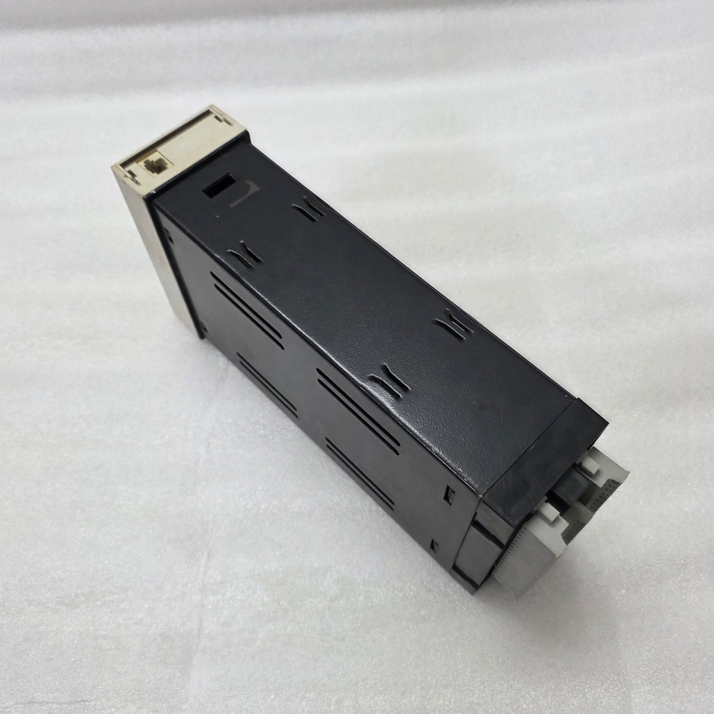 SIEMENS 353A4F1NNNNNNAW DCS MODULE AUTOMATION CONTROLLER TGX 353