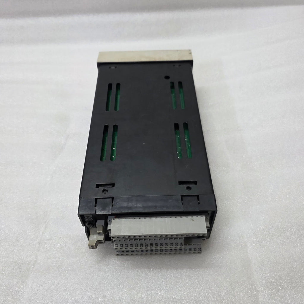 SIEMENS MOORE 353A3F1LNLRNNAW AUTOMATION PROCESS CONTROLLER K73186-003