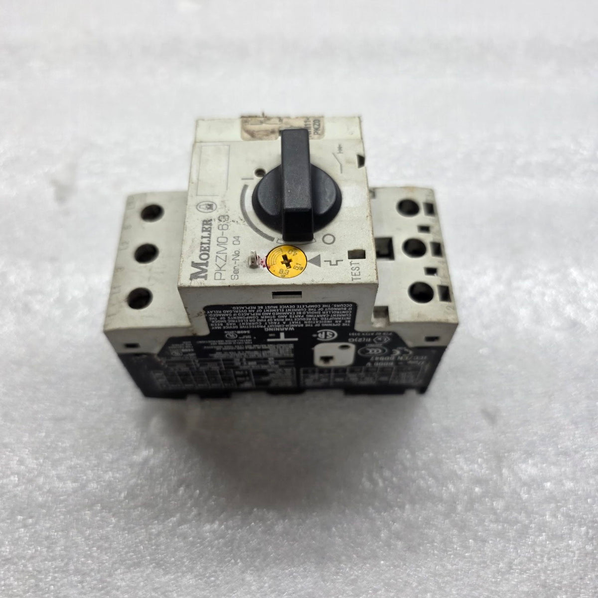 MOELLER PKZM0-6.3 MOTOR PROTECTION CIRCUIT BREAKER 4.9-6.3A PKZM0