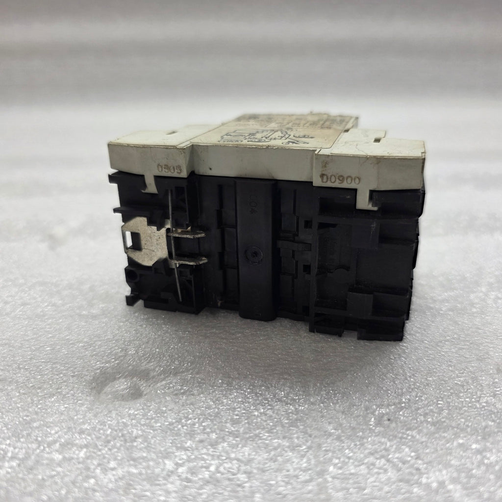 MOELLER PKZM0-6.3 MOTOR PROTECTION CIRCUIT BREAKER 4.9-6.3A PKZM0
