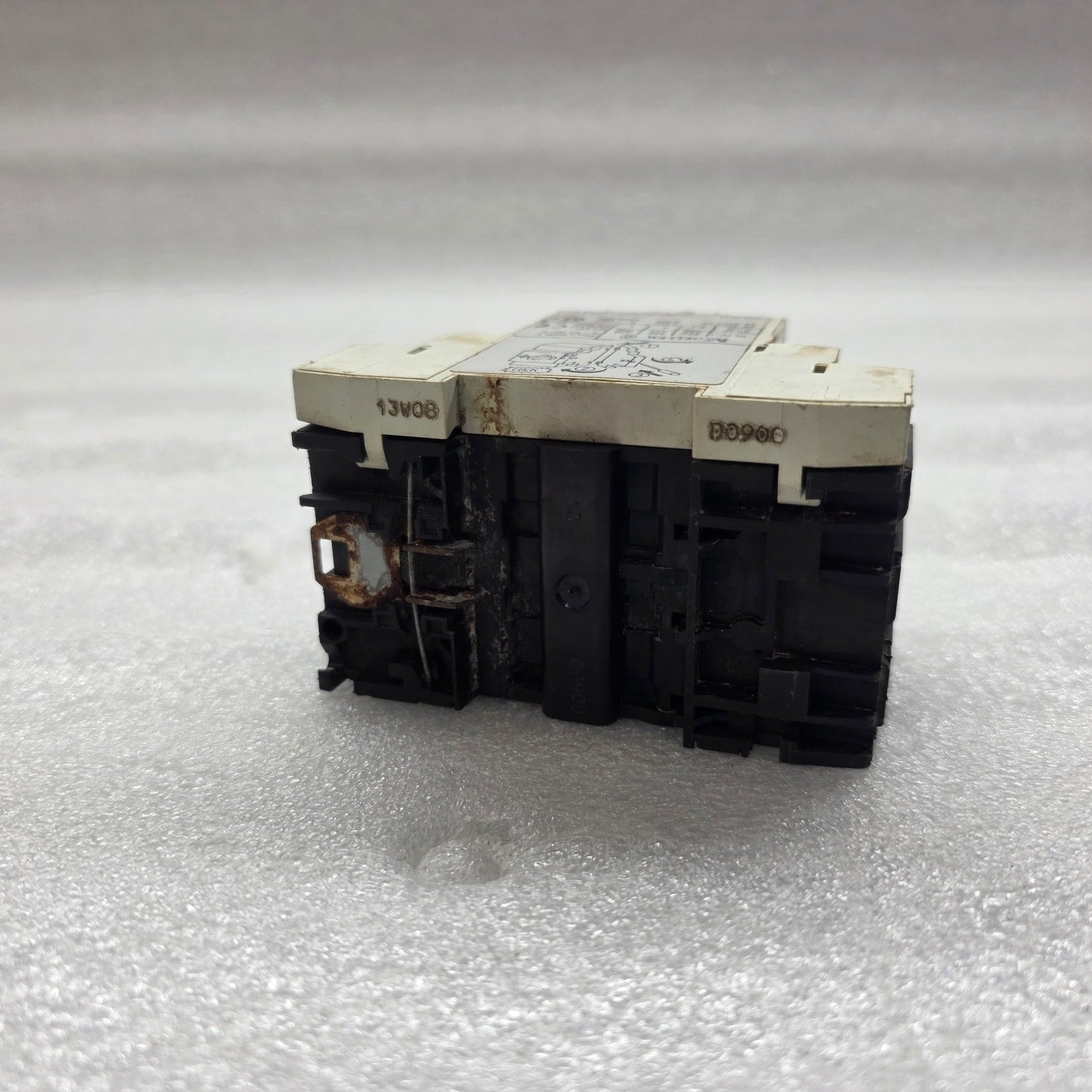 EATON PKZM0-16 MOTOR PROTECTION CIRCUIT BREAKER XTPR016BC1 10-16A