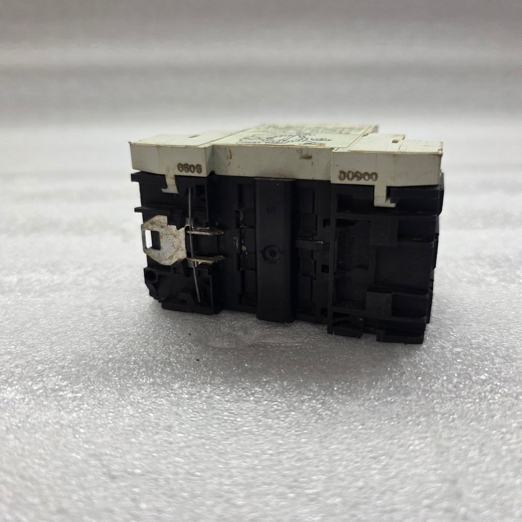 MOELLER PKZM0-2.5 MOTOR PROTECTION CIRCUIT BREAKER 1.8-2.5A