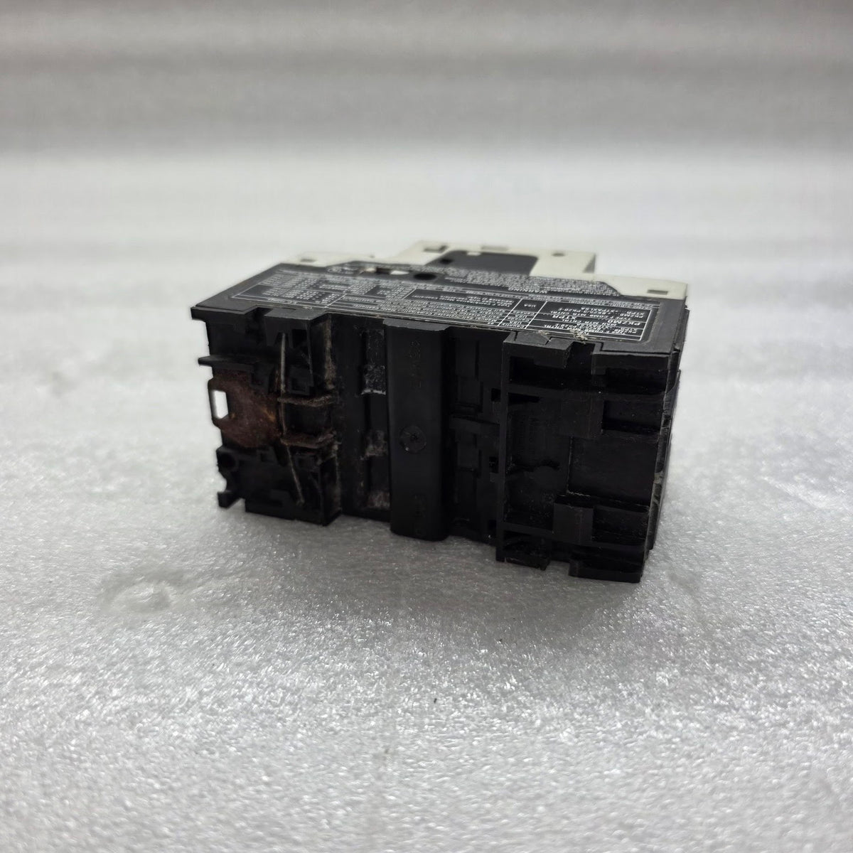 EATON PKZM0-2.5 MOTOR PROTECTION CIRCUIT BREAKER 2.5A XTPR2P5BC1