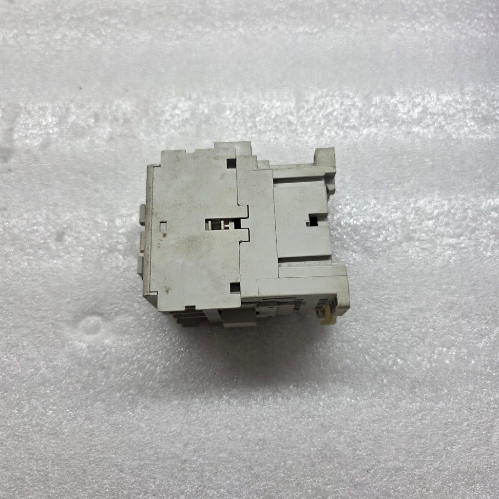 ALLEN BRADLEY CAT 100-C12-10 SER A CONTACTOR COIL VOLTAGE 48V