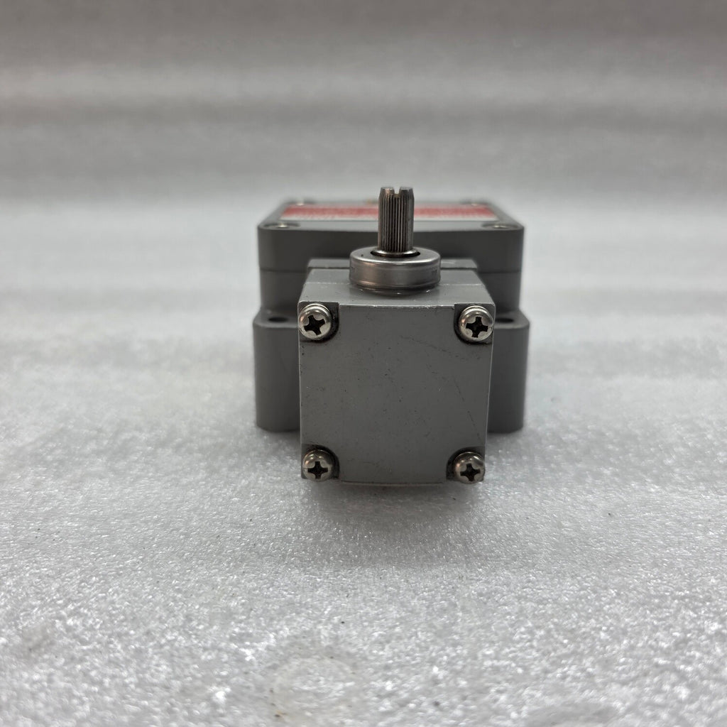 AZBIL 05T601 EXPLOSION PROOF SWITCH 1LX5003