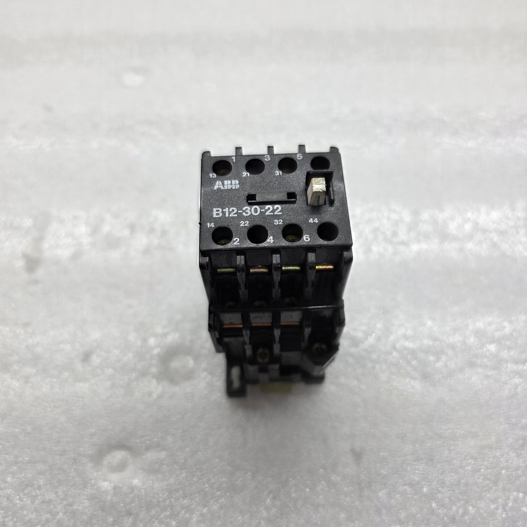 ABB B12-30-22 MAGNETIC CONTACTOR 24-28VAC