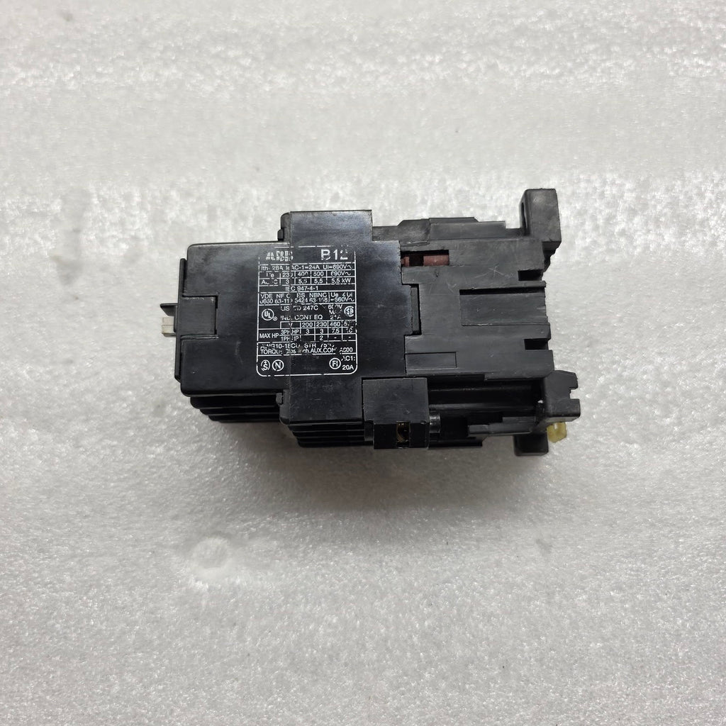 ABB B12-30-22 MAGNETIC CONTACTOR 24-28VAC