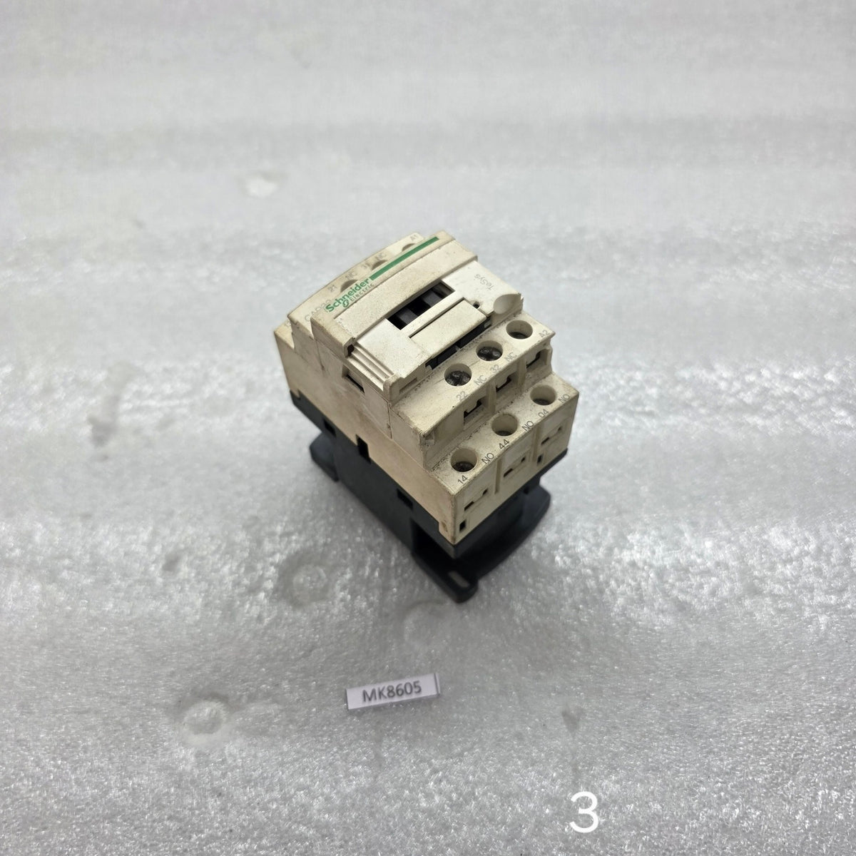 CAD32 CONTROL RELAY LOT OF 3 UNIT