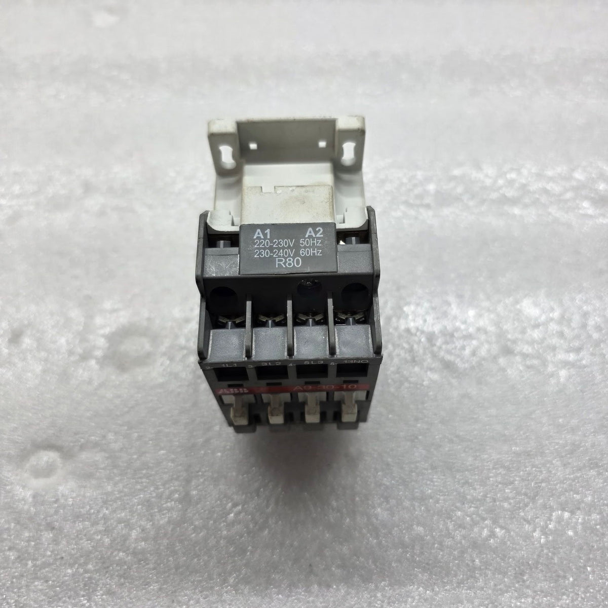 ABB A9-30-10 CONTACTOR 220-240V