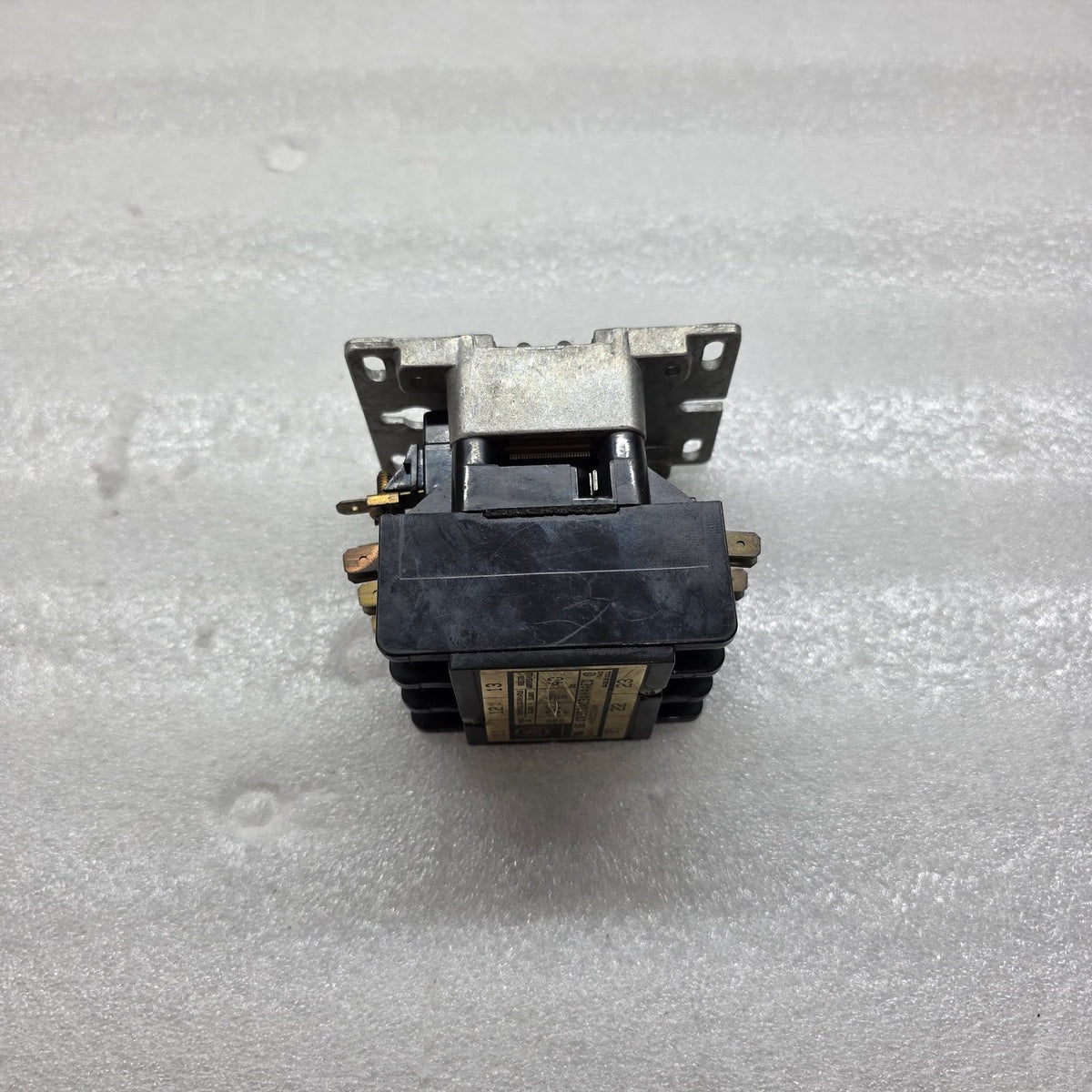 GENERAL ELECTRIC CR353AC3AH4AED MAGNETIC CONTACTOR 30A 24VAC