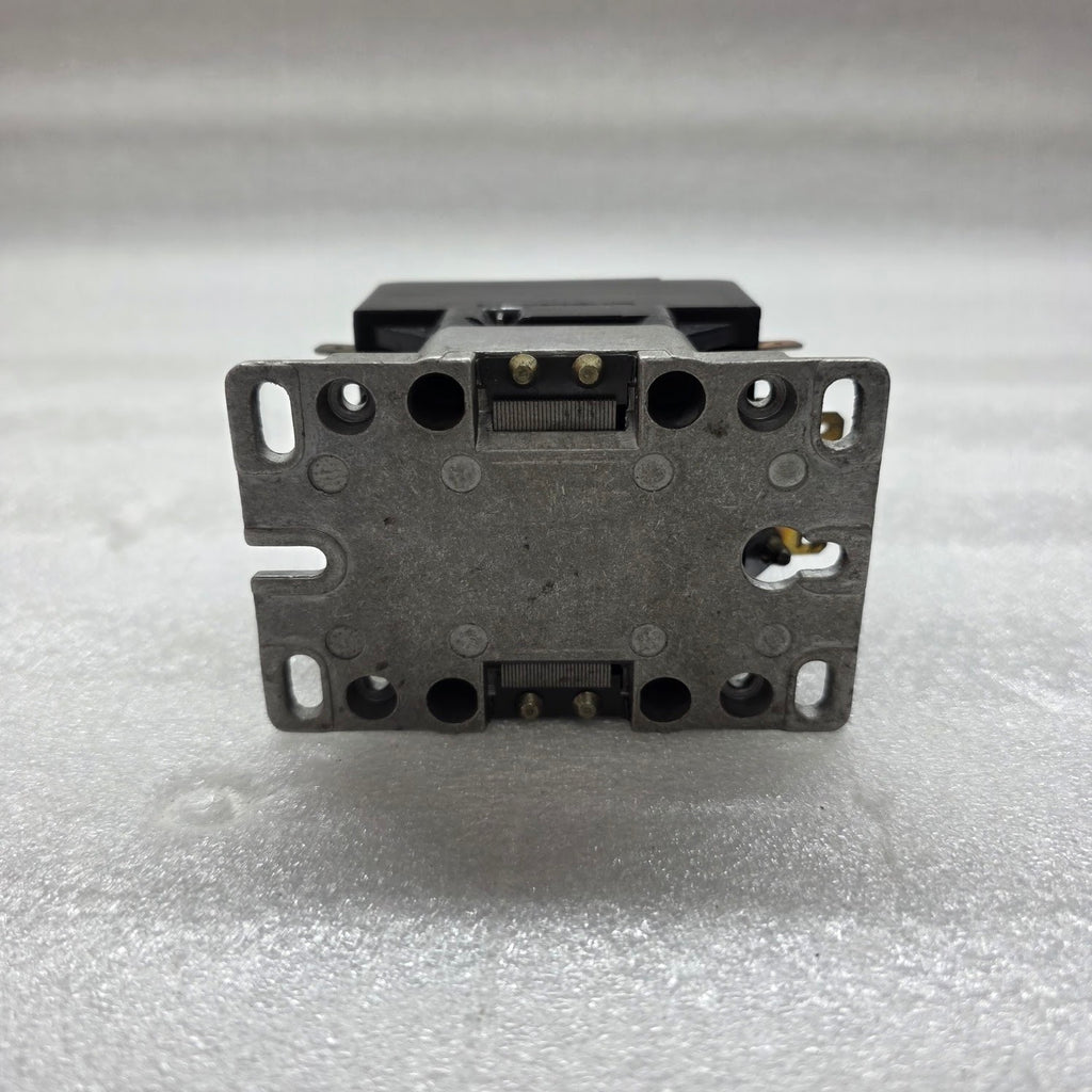 GENERAL ELECTRIC CR353AC3AH4AED MAGNETIC CONTACTOR 30A 24VAC