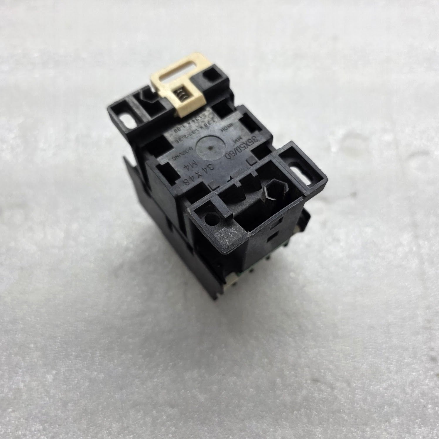 TELEMECANIQUE LC1 D0910 CONTACTOR 24VAC
