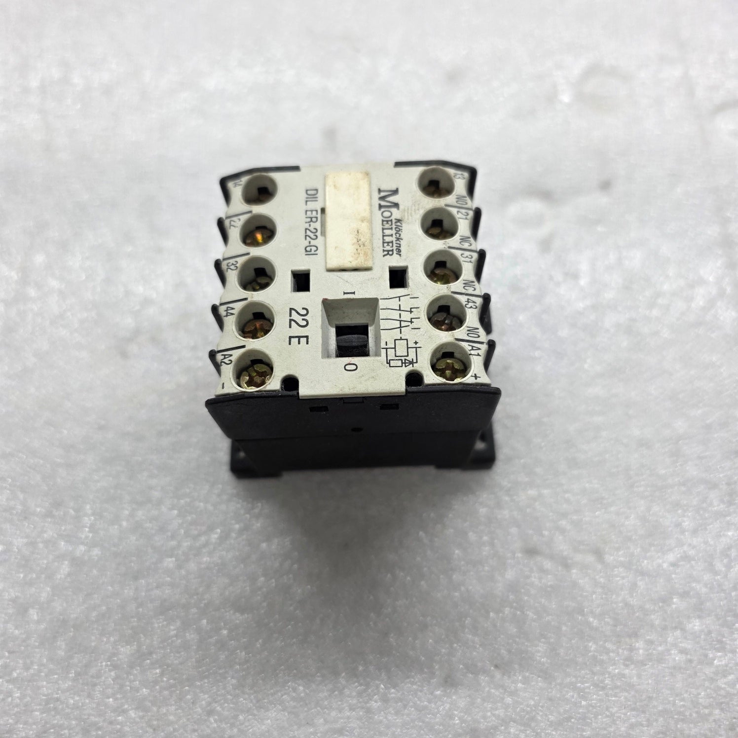 MOELLER DIL-ER-22-GI CONTACTOR RELAY