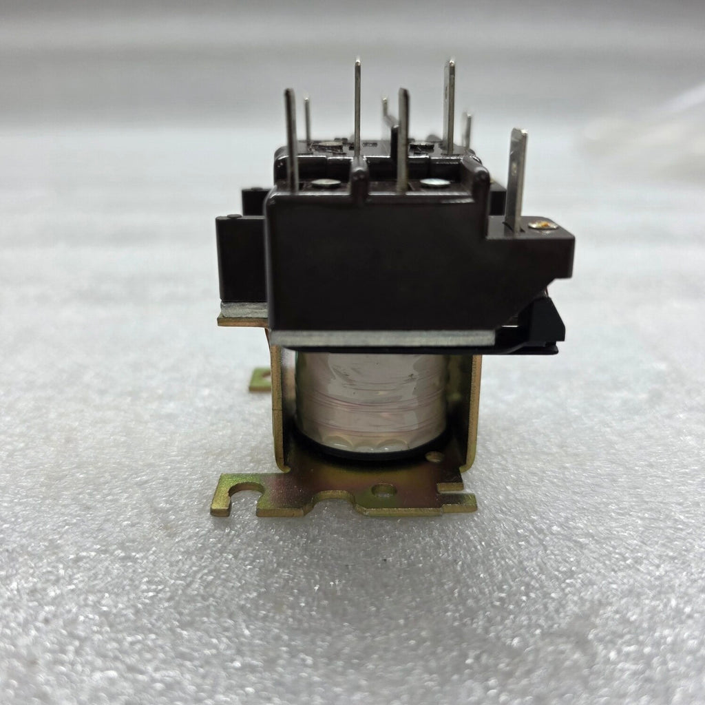 WHITE RODGERS W-R7RBM 2-POLE RELAY 91-162006-16302 24V HN61KK040