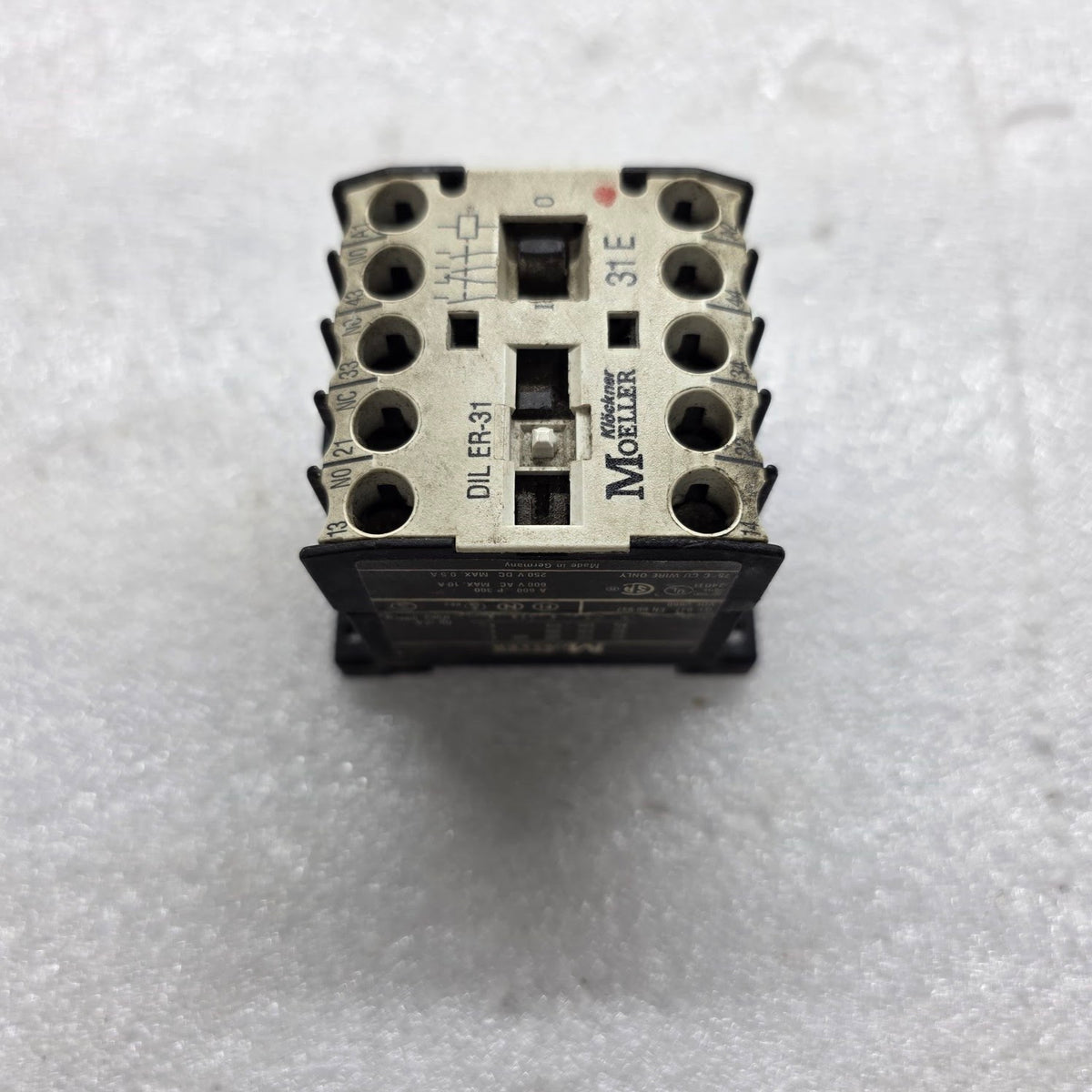 MOELLER DIL ER-31 CONTROL RELAY
