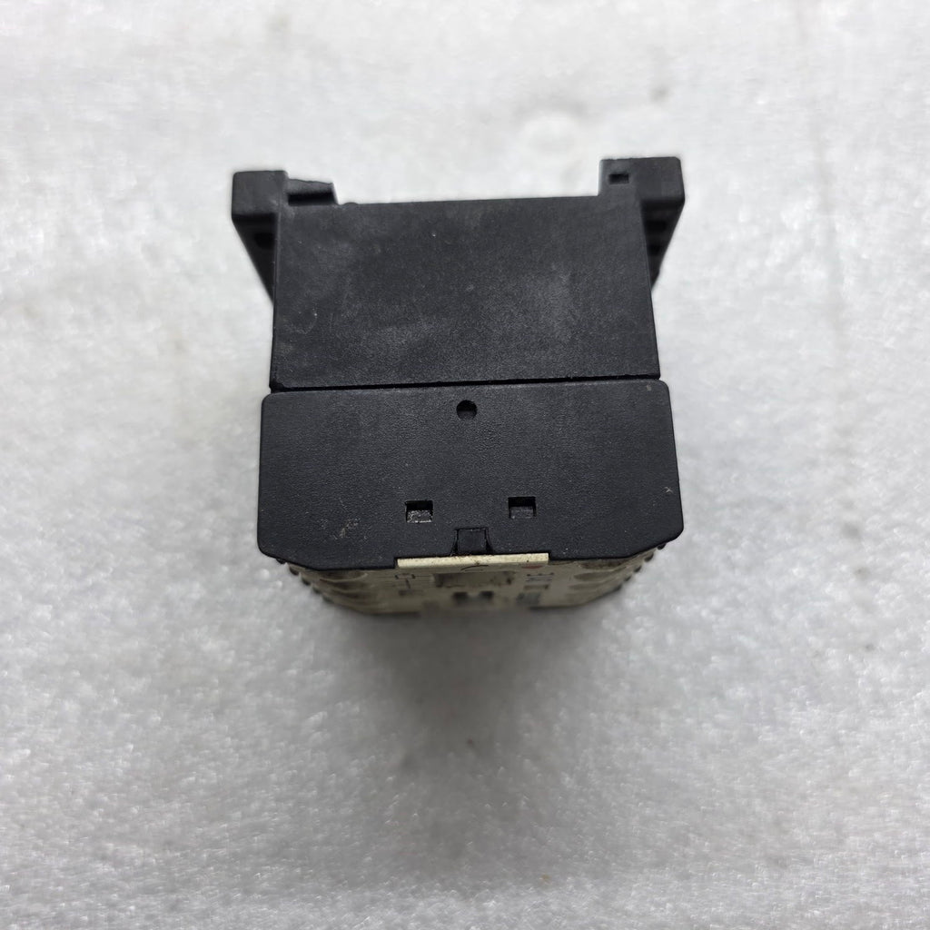 MOELLER DIL ER-31 CONTROL RELAY