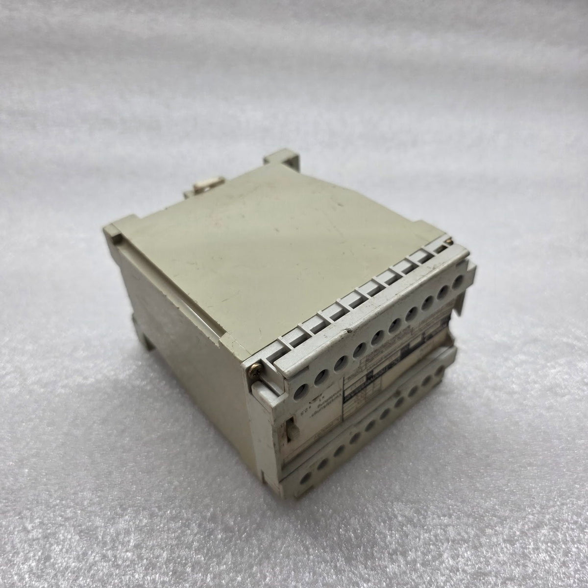 KNICK 7051 A1 DC ISOLATION AMPLIFIER