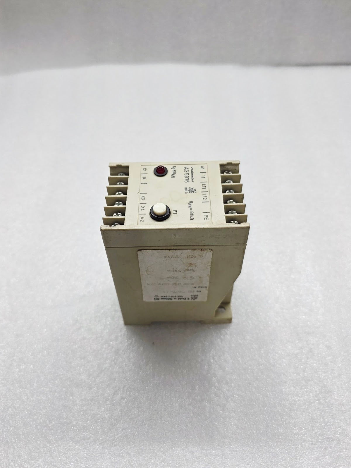 DOLD AG 5876.11 INSULATION MONITOR