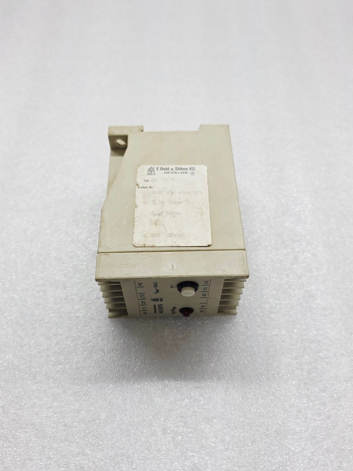DOLD AG 5876.11 INSULATION MONITOR