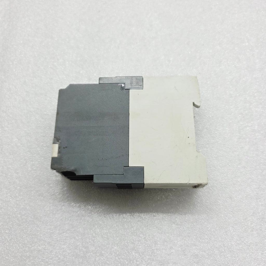 ABB CT-MFS.21 MULTIFUNCTION TIME RELAY 1SVR730010R0200 24-240V AC/DC