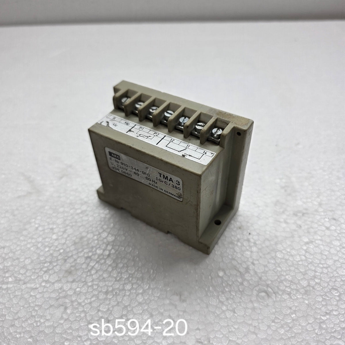 AEG TMA 3 TRIPPING UNIT RELAY 910-344-010