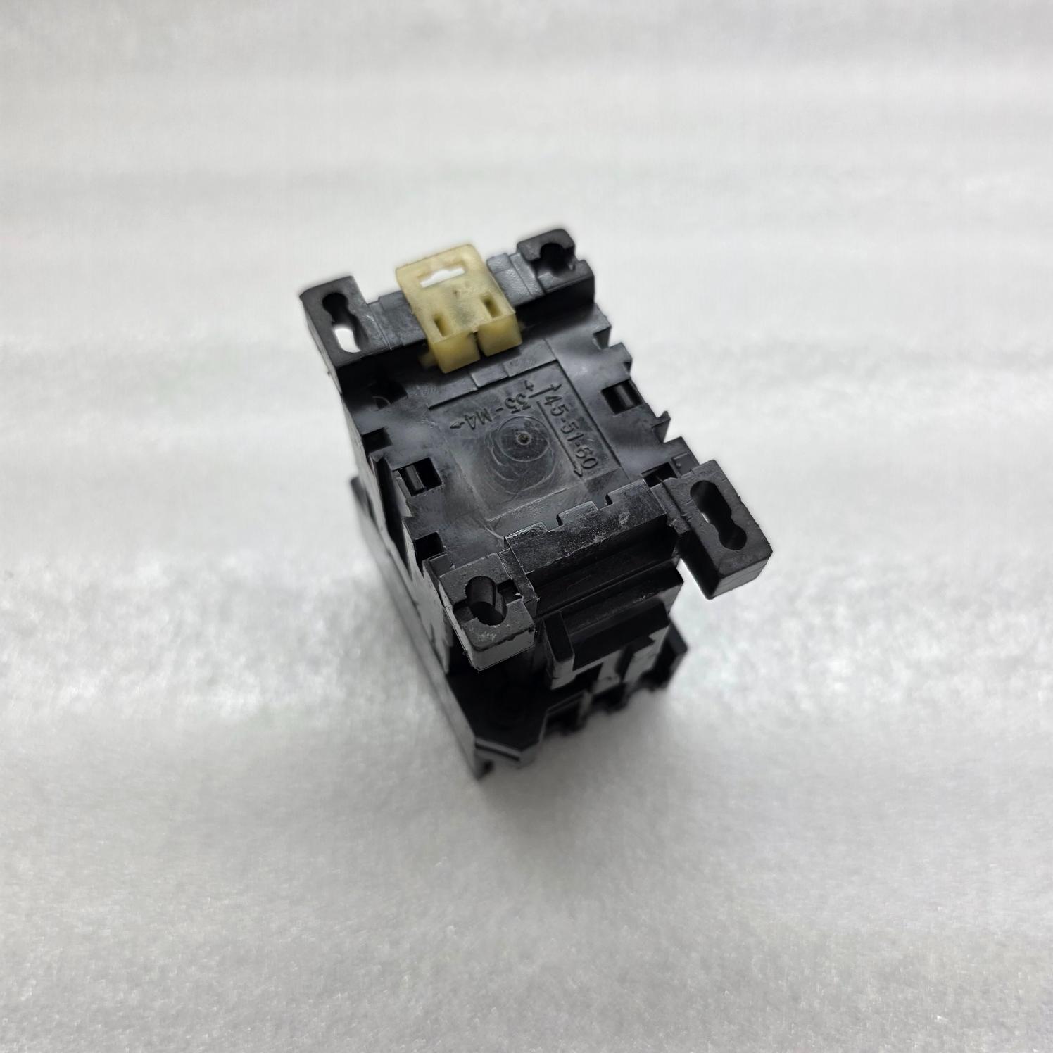 ABB K22E MAGNETIC CONTACTOR 220-255V AC