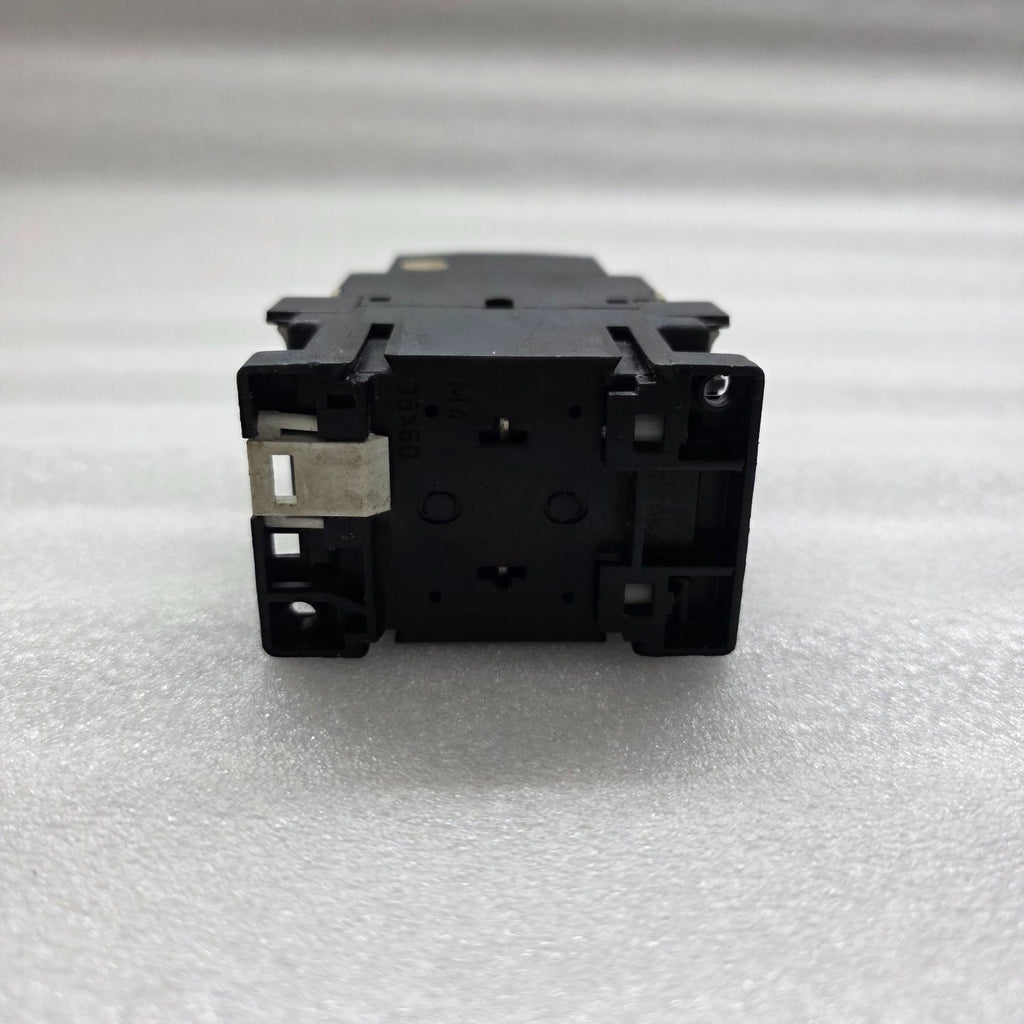 MOELLER DIL00AM-01 CONTACTOR COIL VOLTAGE 190-220V AUXILIARY 04 DIL