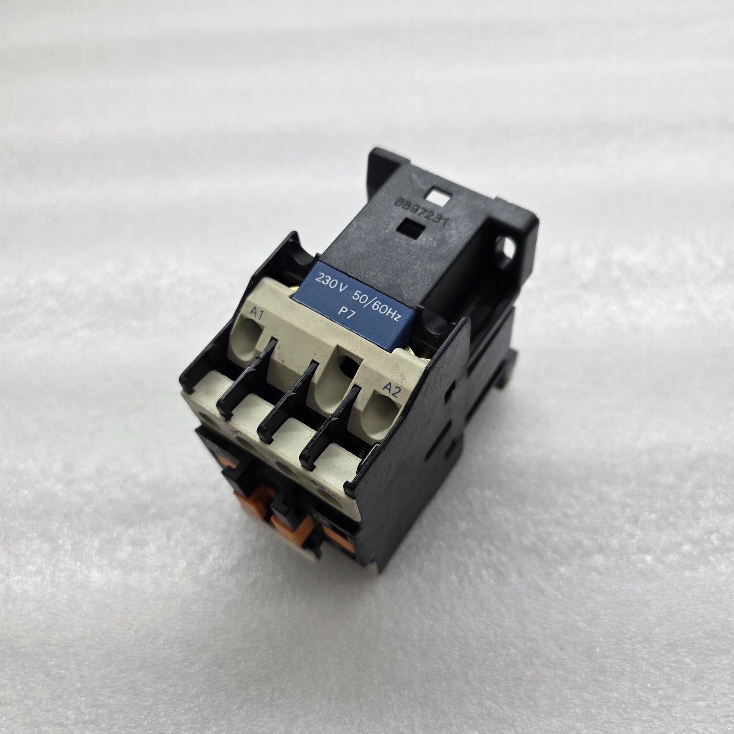 TELEMECANIQUE CA2 DN 22 MAGNETIC CONTACTOR 10A 230V