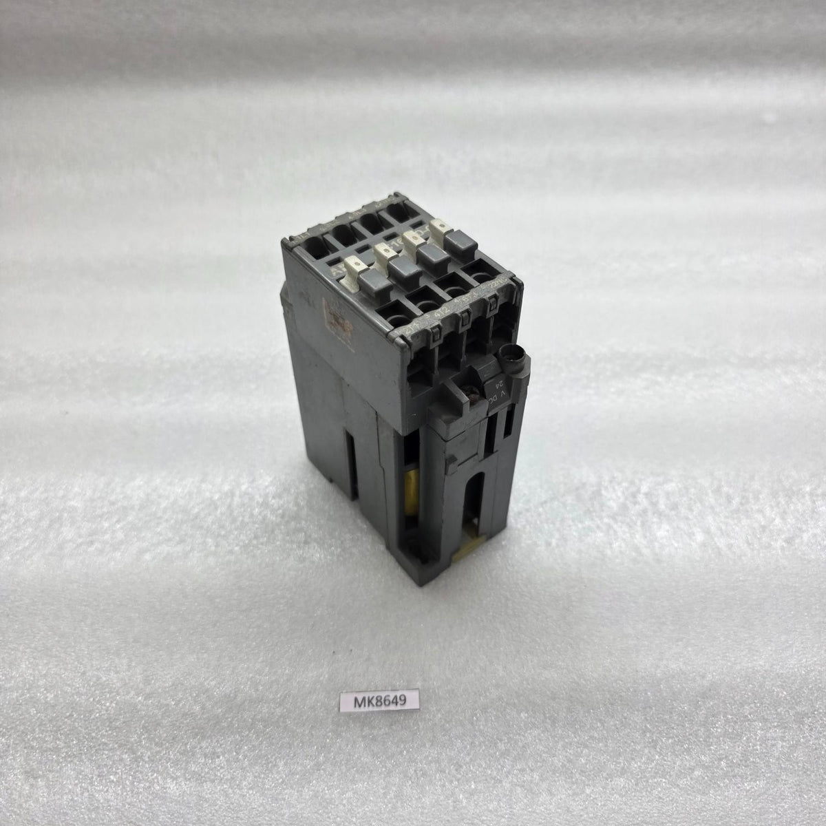 ABB BC16-30-01 CONTACTOR 24V DC